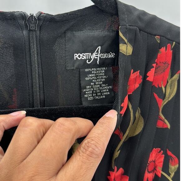 Vintage Positive Attitude 90s Crimson Falling Daisy Tie Back Dress size 14 - Picture 8 of 8